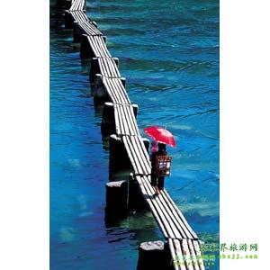 【長(zhǎng)沙往返尊惠系列1】：張家界、天子山、鳳凰、韶山、長(zhǎng)沙三晚四日游